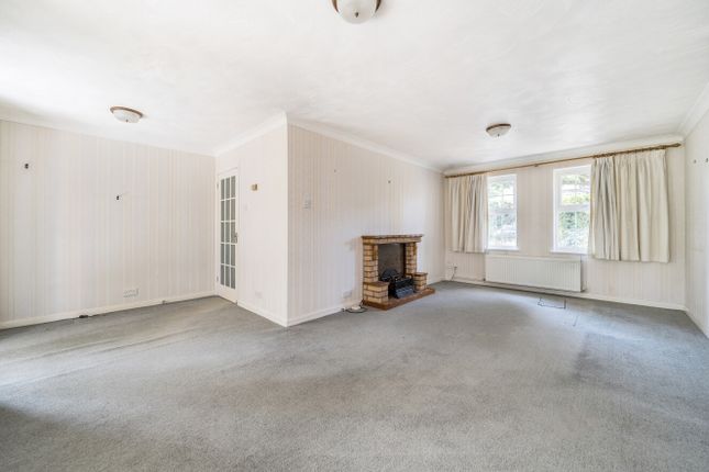 Pinewood, 114, Seymour Road, Hampshire photo 2