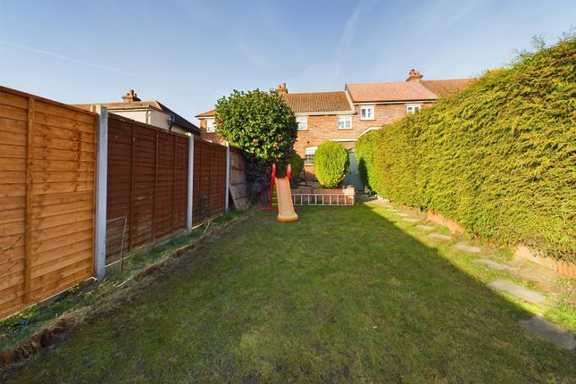 Terraced house for sale in Highland Road, Bexleyheath, Kent