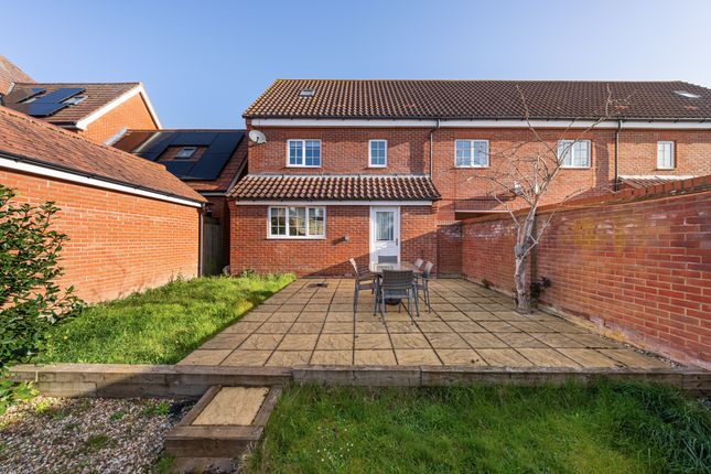 4, Quantrill Terrace, Kesgrave, Ipswich, Kesgrave photo 4
