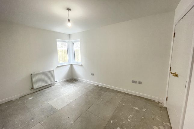 14 Farquhar Court, Dundee, DD2 2FE, Dundee photo 3