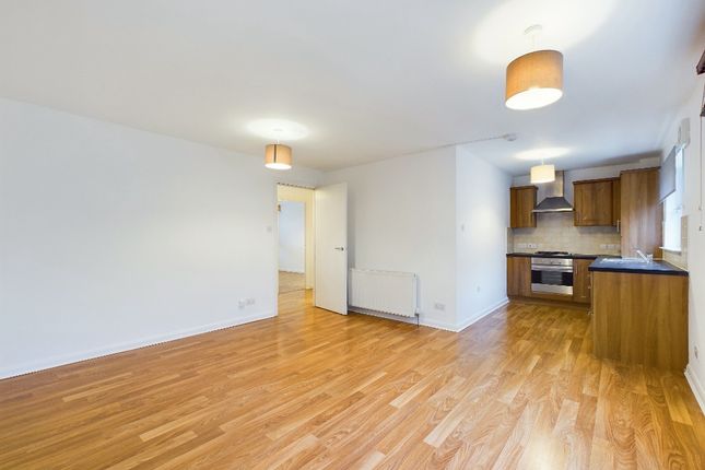 Thumbnail Flat to rent in Hawfinch Road, Lesmahagow