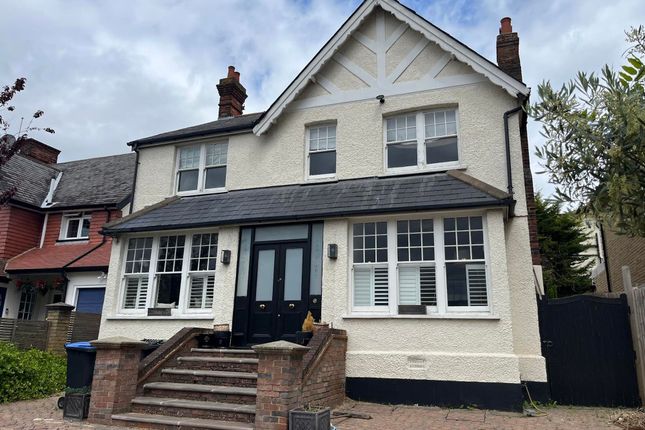 Thumbnail Detached house for sale in Chase Ridings, Enfield