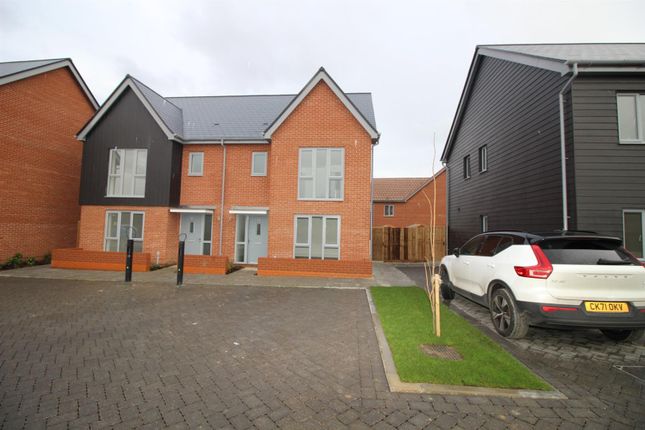 Thumbnail Semi-detached house to rent in Bayes Avenue, Colchester