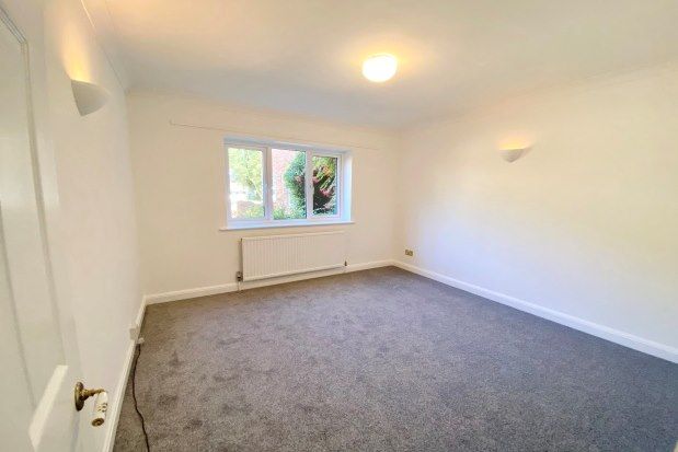Town house to rent in White Court, Polegate
