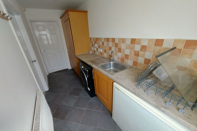 Semi-detached house to rent in Highlands Grove, Great Horton, Bradford