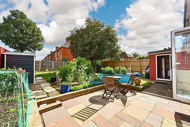 35 Vine Square, Eastbourne photo 4