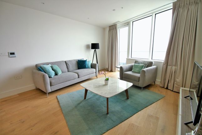 Thumbnail Flat to rent in Lombard Road, 12 Lombard Rd, London 3Gp