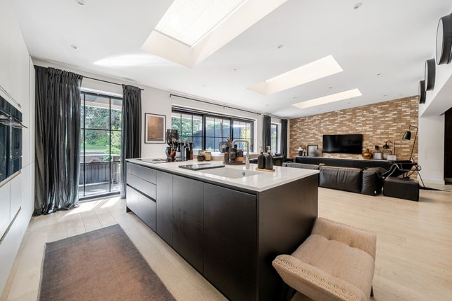 71, Dornden Drive, Tunbridge Wells photo 3