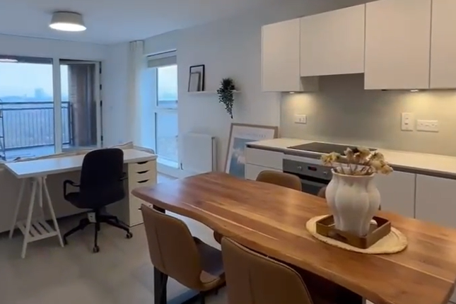 Tabbard Apartments, East Acton Lane, London photo 2