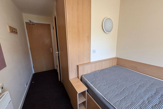 Midpoint Apartments , Stirling Town, Stirling, FK8 1NT, Stirling photo 4