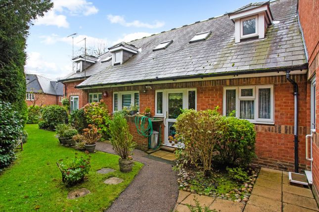20 Cherchefelle Mews, Green Lane, Stanmore photo 3