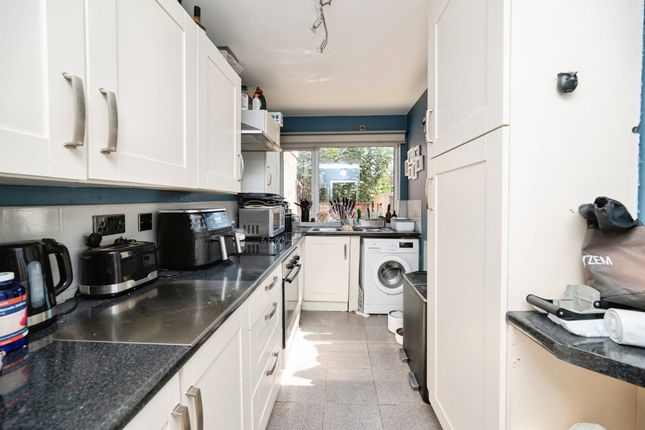 37, Crescent Road, Dudley photo 2