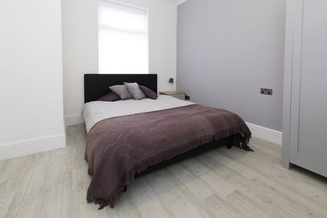 18 Howe Street, Derby photo 3