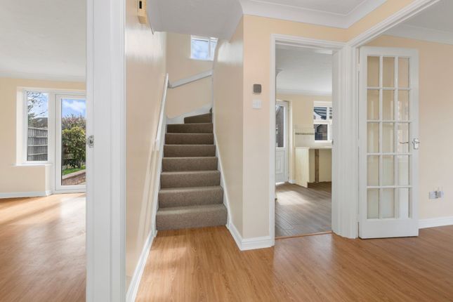 67 Hadleigh Close, Warrington photo 4