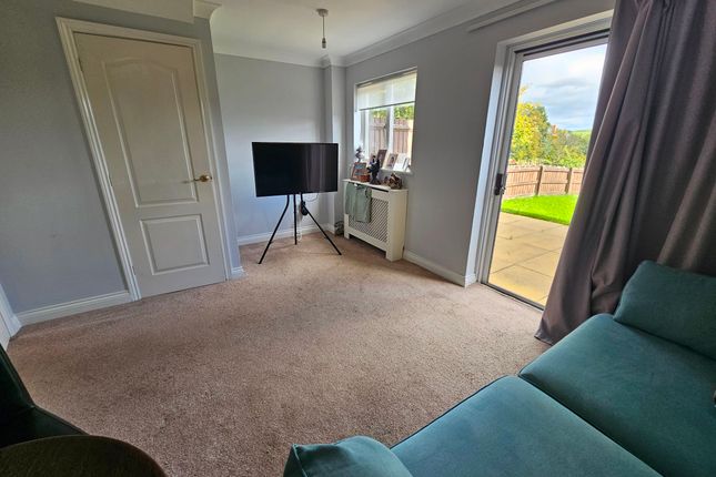 33 The Gavel, South Molton photo 4