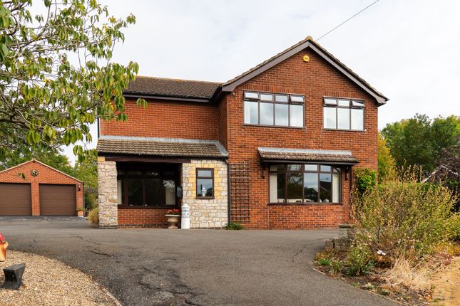 18 Roseberry Avenue, Melton Mowbray photo 3