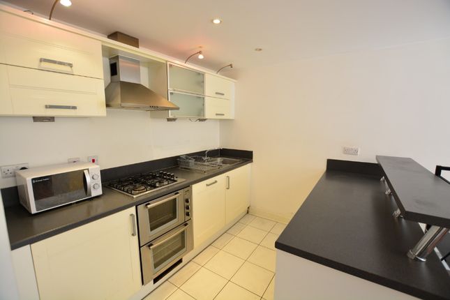 Thumbnail Flat to rent in Regent Street, Brighton