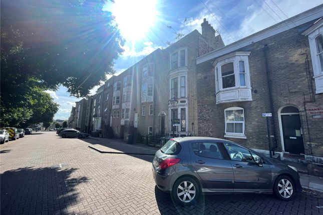 Flat for sale in Cranbury Place, Southampton, Hampshire