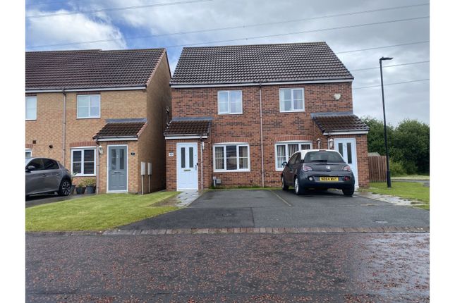 Thumbnail Semi-detached house for sale in Bayfield, Newcastle Upon Tyne