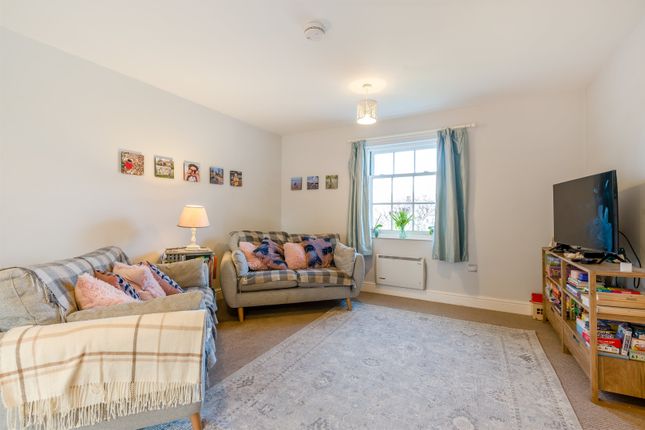 20 The Mount, Mount Way, Chepstow photo 3