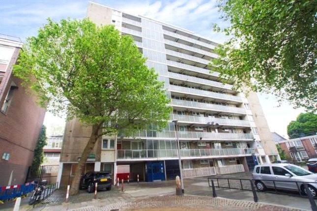 2 bed flat to rent in Munster Square, London