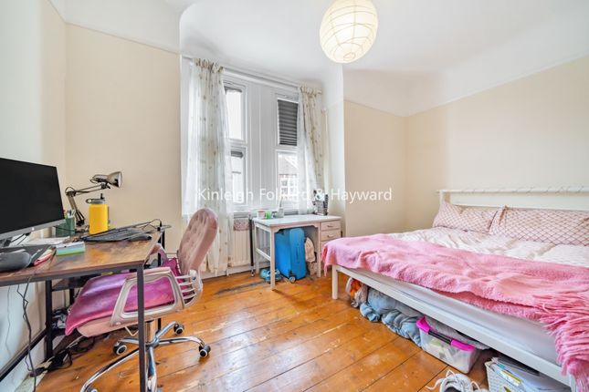 52, Pevensey Road, London photo 4
