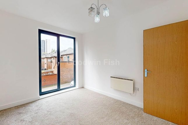 Flat for sale in Springfield Court, 2 Dean Road, Salford