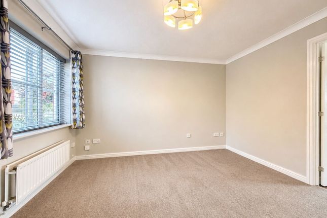 31 Leven Drive, Worcester photo 2