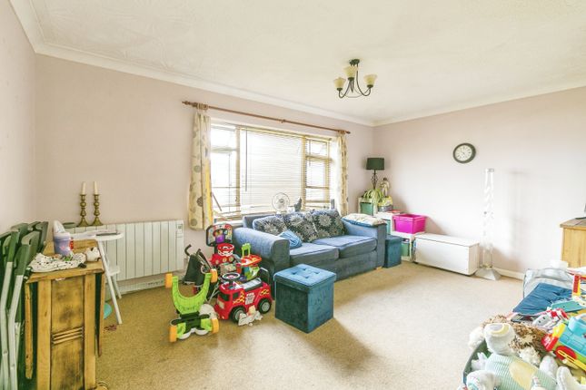 Flat for sale in Freshwater Drive, Poole