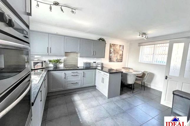 36, Welfare Road, Woodlands, Doncaster photo 4