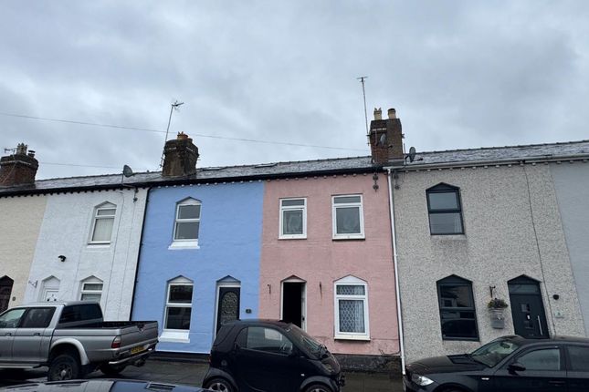 2-bed house on 5, New Street, Neston, £45,000