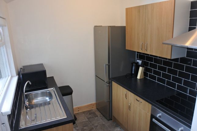 88, Gateshead photo 4