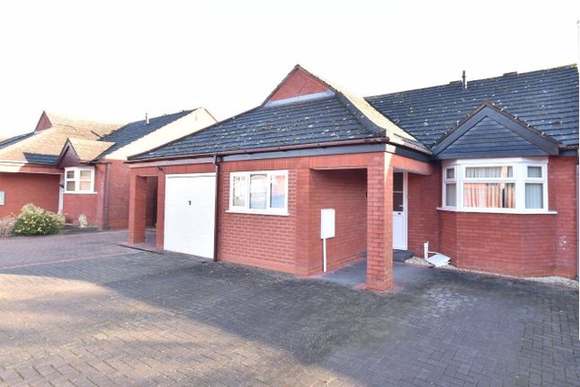Bungalow for sale in Exbury Place, Worcester, Worcestershire