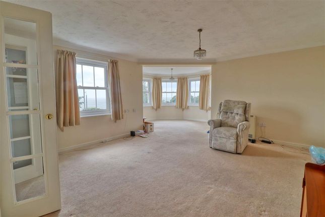 46, Imperial Court, Clacton on Sea photo 2