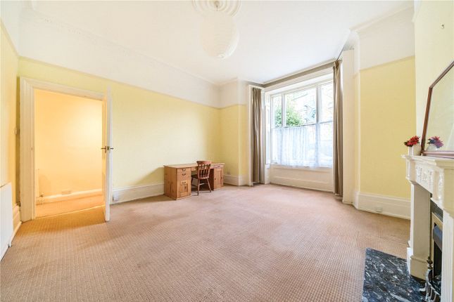 Ground Floor Flat, 2, Granville Park, Lewisham photo 3