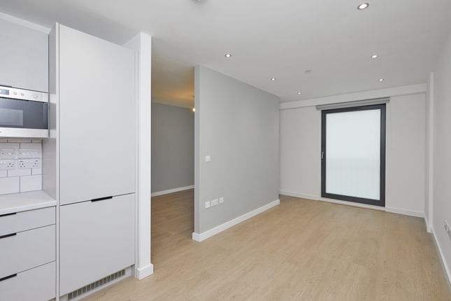 Thumbnail Studio to rent in All Saints Road, Leicester
