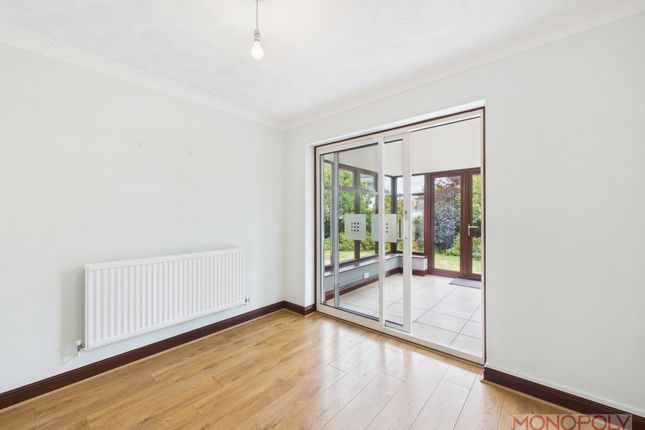 15 Bryn Celyn, Mold photo 4