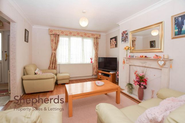 10, Hammond Close, Cheshunt photo 3