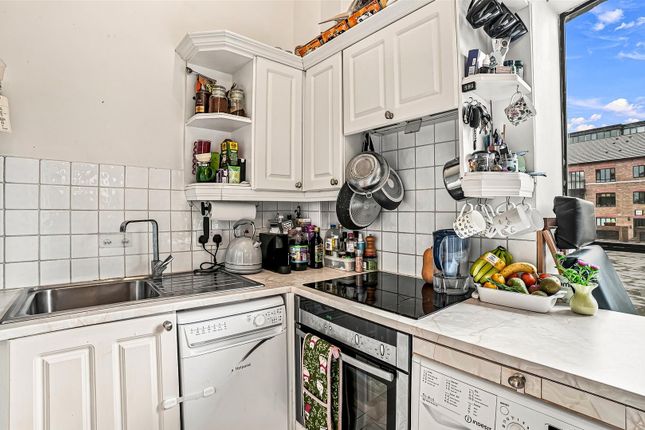 29, Slipway House, London photo 4