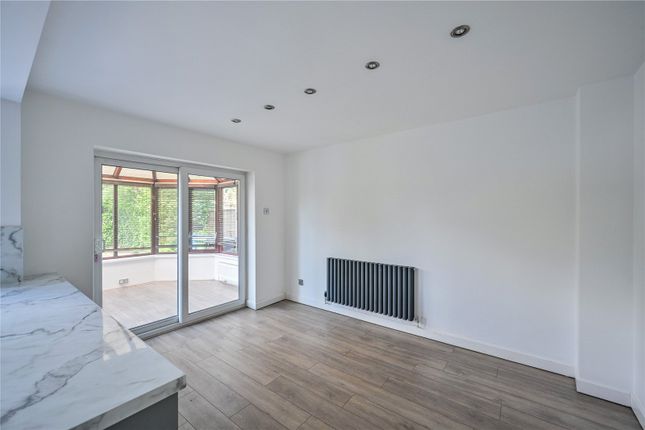 4, Paget Close, Stafford photo 3