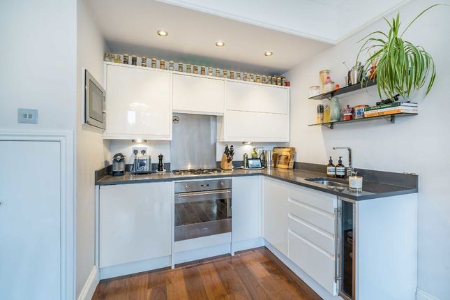 Flat 2, 66, Telford Avenue, London photo 4