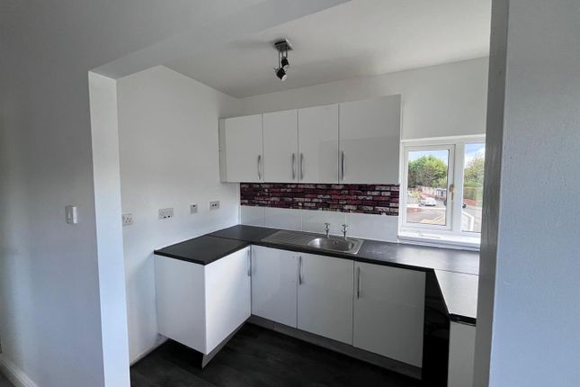 Property to rent in Whetstone Green, Fordhouse Road, Wolverhampton