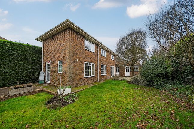 60 Bramley Avenue, Faversham photo 4