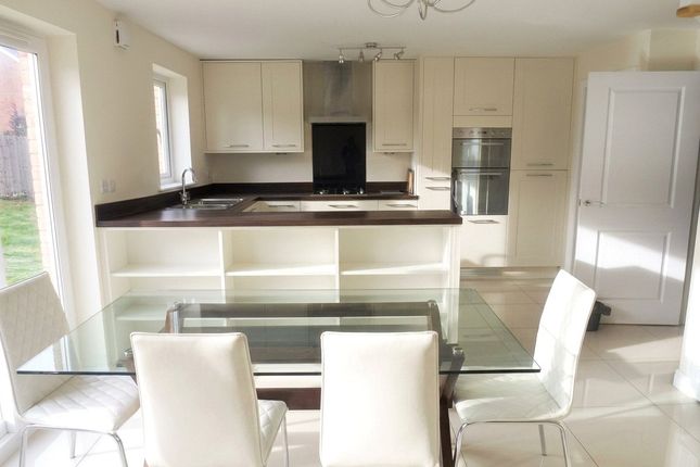 6, Long Wood Road, Bristol photo 3