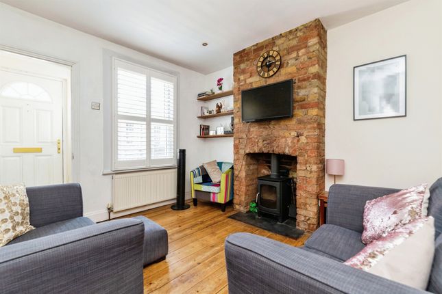 Thumbnail Terraced house for sale in St. Johns Street, Hertford