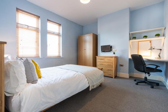 Shared accommodation to rent in York Road, Loughborough