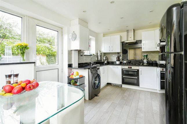 Detached house for sale in Willow Drive, Bicester, Oxfordshire