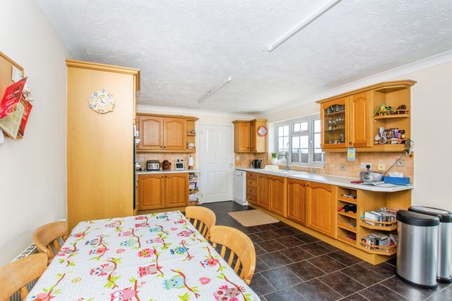 107, Fridaybridge Road, WISBECH photo 4