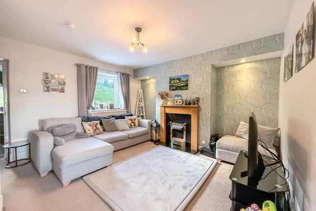 17, Haslin Road, Buxton photo 2