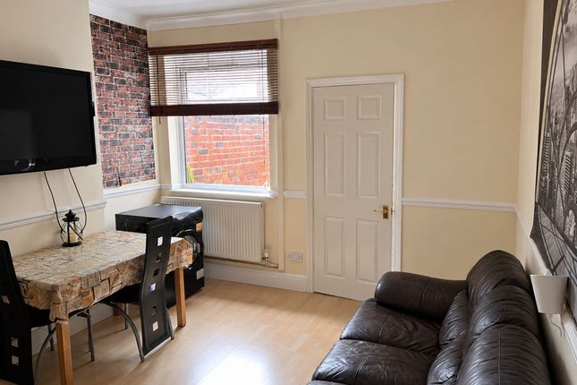 9 Watson Street, Burton-On-Trent photo 2